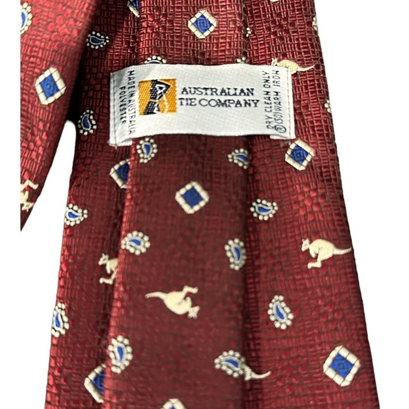 Vintage Australian Tie‎ Company Tie Maroon Kangaroo - Picture 4 of 4